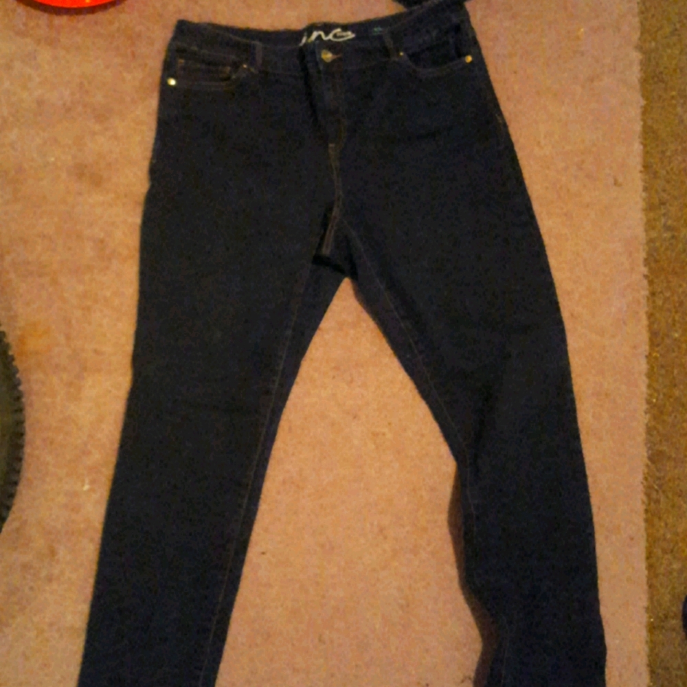 INC STRETCHY SKINNY JEANS SIZE 16